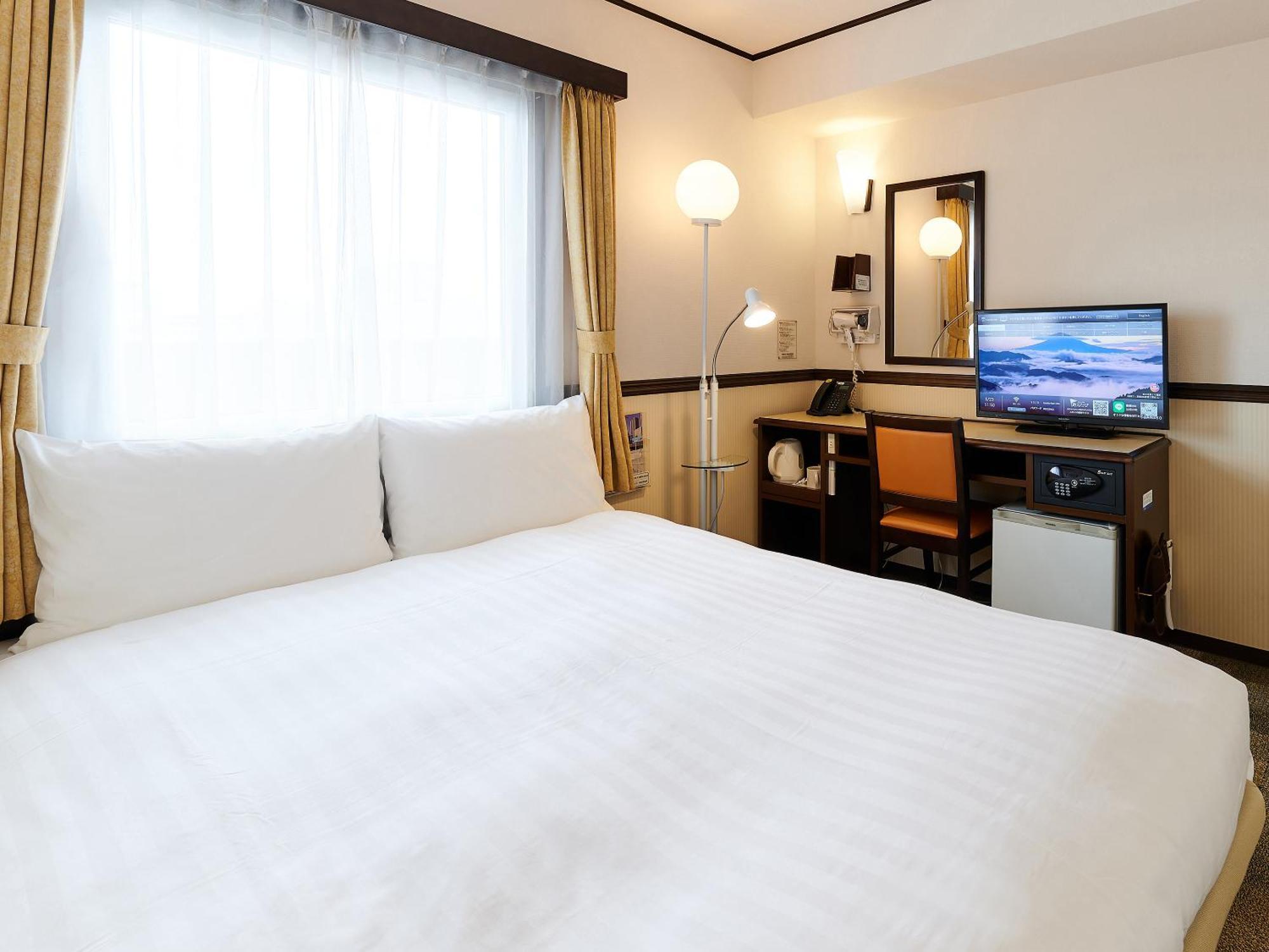Toyoko Inn Osaka Shinsaibashi Nishi Habitación foto